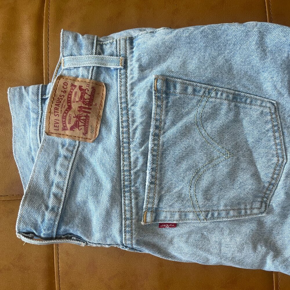 501 Levi Jean Shorts